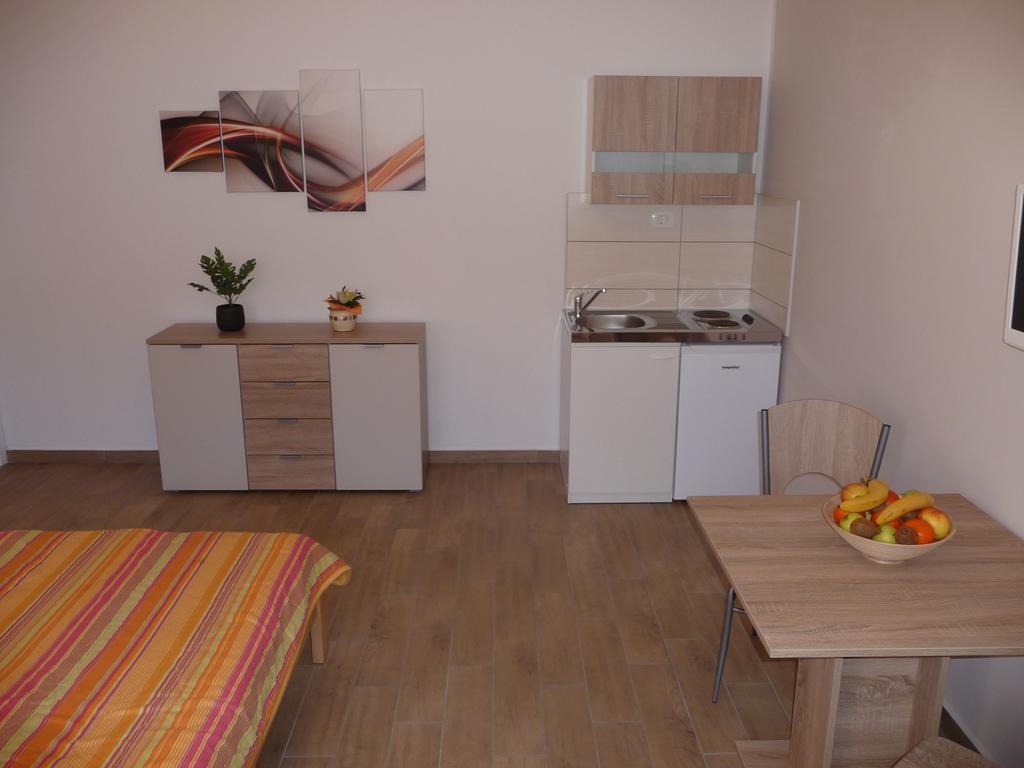 Apartments & Rooms Milka Umag Dış mekan fotoğraf